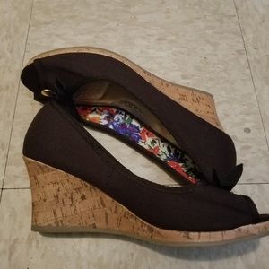 DexFlex Comfort Sandal Wedges